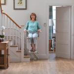 Les monte-escaliers pour personnes âgées : comment ouvrir un monde de possibilités